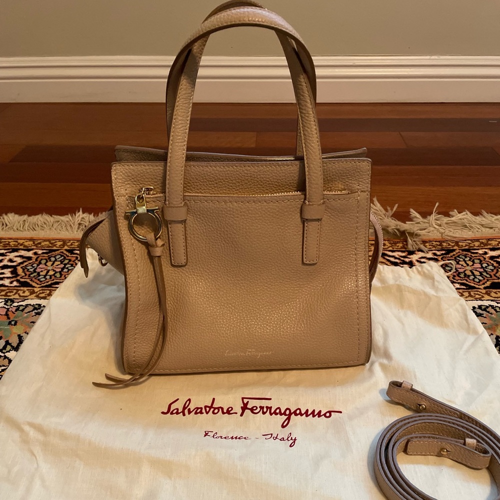 Salvatore Ferragamo Amy tote bag (small)